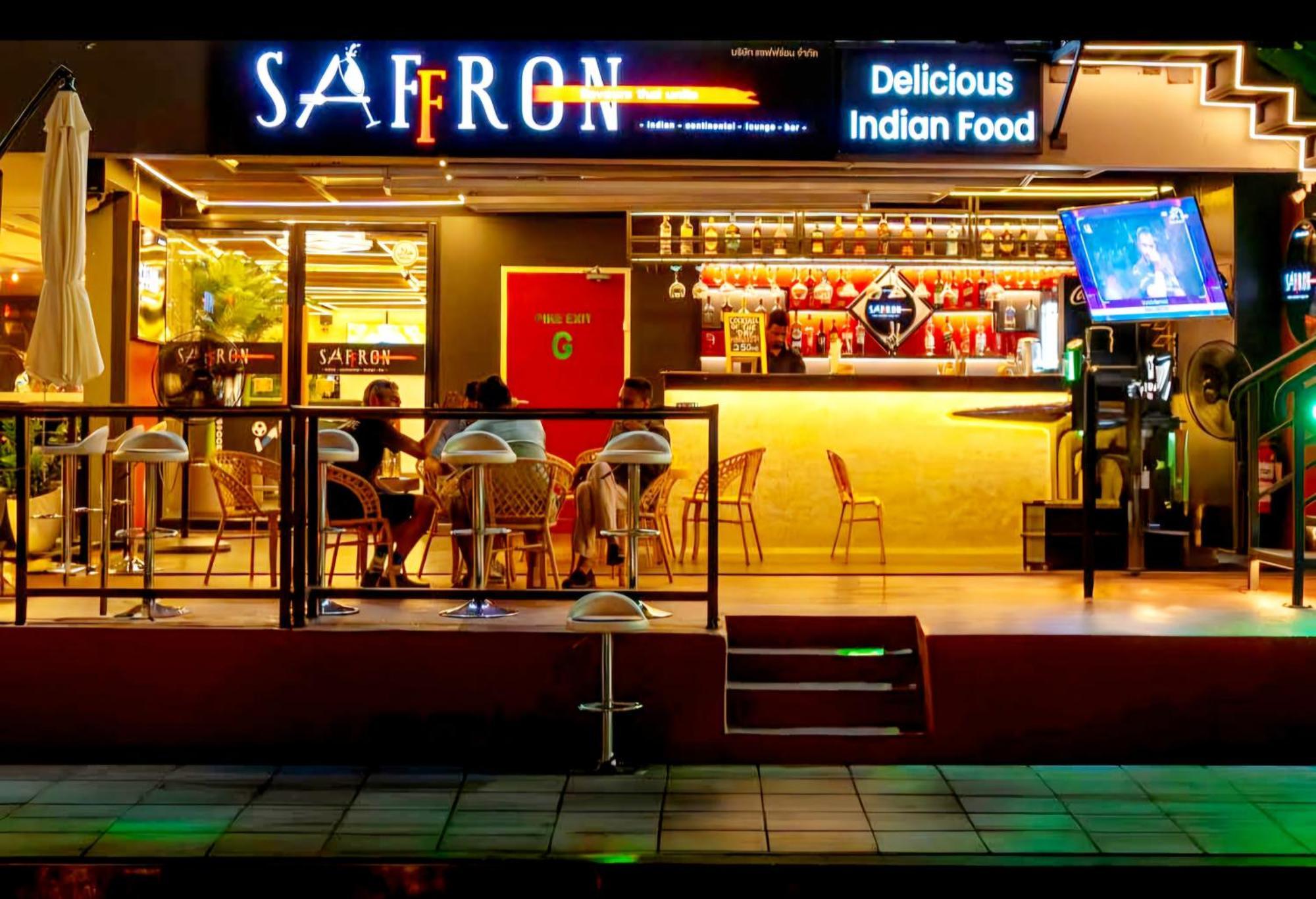 曼谷素坤逸11号馨乐庭酒店 4*